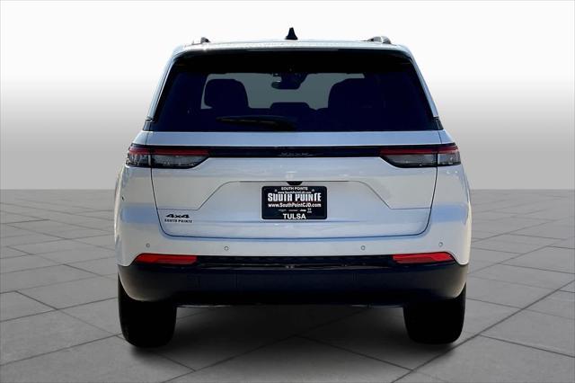 new 2025 Jeep Grand Cherokee car, priced at $45,775