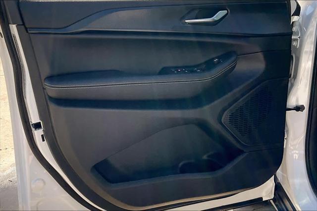 new 2025 Jeep Grand Cherokee car, priced at $45,775