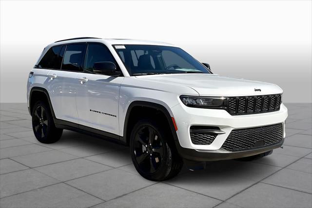 new 2025 Jeep Grand Cherokee car, priced at $45,775