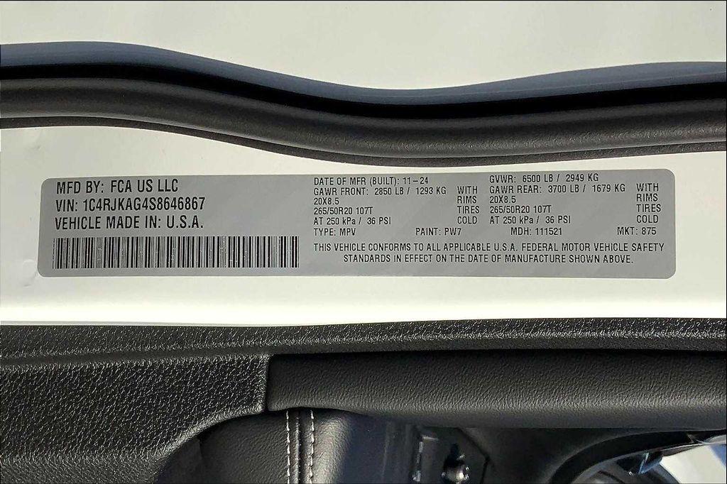 new 2025 Jeep Grand Cherokee L car, priced at $45,038