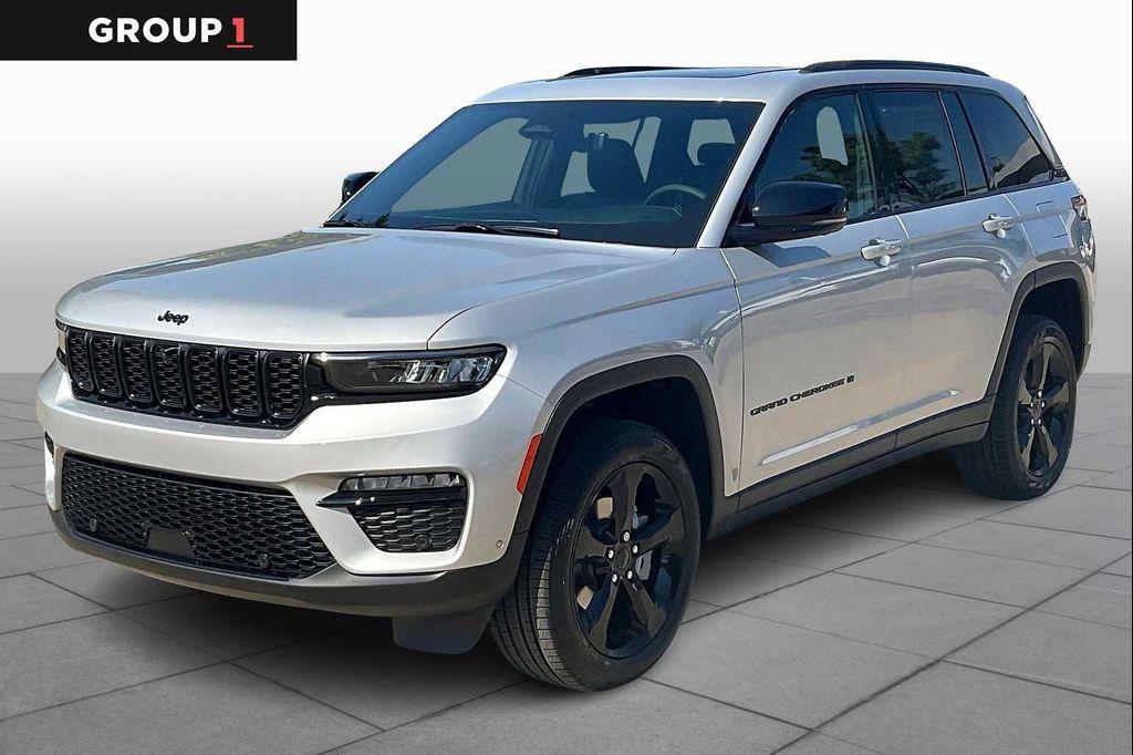 new 2025 Jeep Grand Cherokee car, priced at $50,660