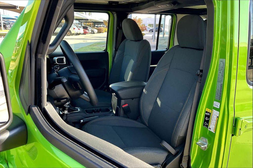 new 2026 Jeep Wrangler car, priced at $43,000