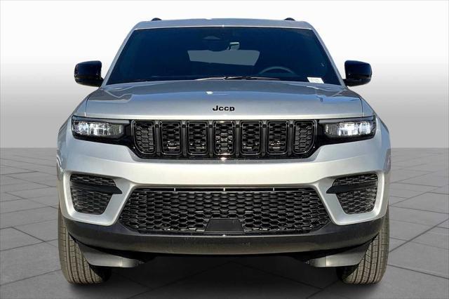 new 2025 Jeep Grand Cherokee car, priced at $41,555