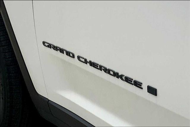 new 2025 Jeep Grand Cherokee car, priced at $50,620