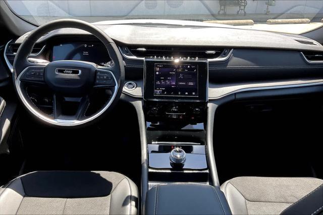 new 2025 Jeep Grand Cherokee car, priced at $45,780