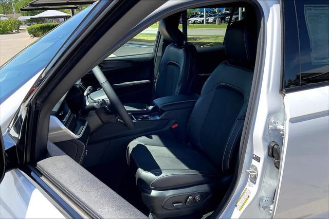 new 2025 Jeep Grand Cherokee car, priced at $45,780