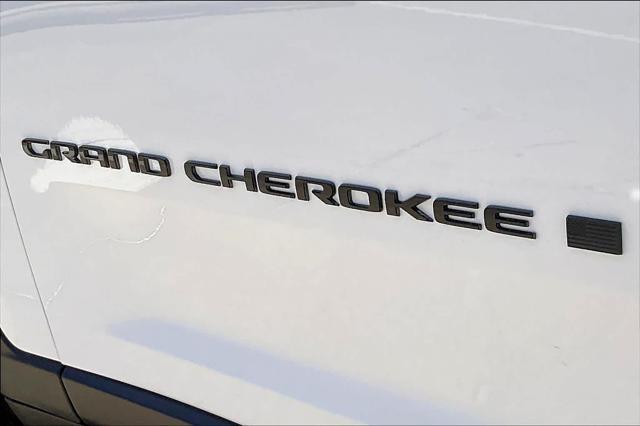 new 2025 Jeep Grand Cherokee car, priced at $45,780
