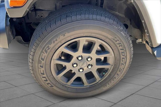 used 2023 Jeep Gladiator car, priced at $30,999
