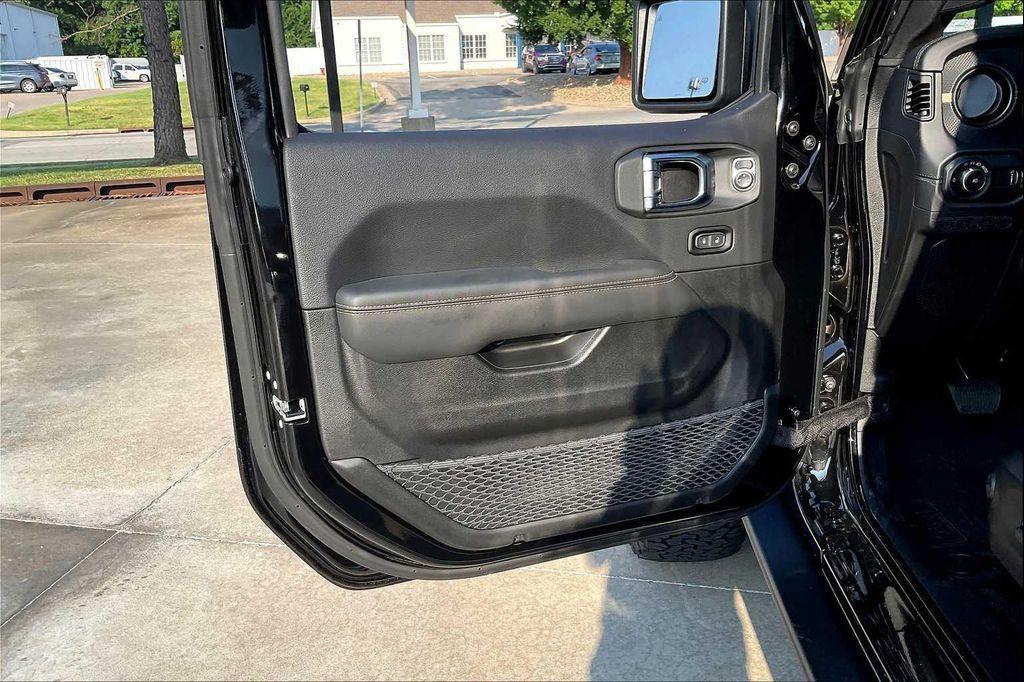 new 2025 Jeep Wrangler car, priced at $96,999