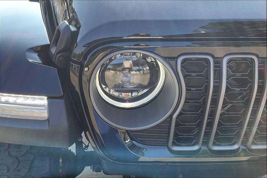 new 2025 Jeep Wrangler car, priced at $96,999