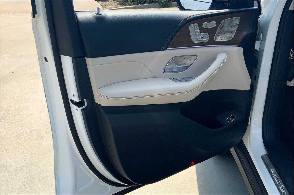 used 2022 Mercedes-Benz GLE 450 car, priced at $40,000