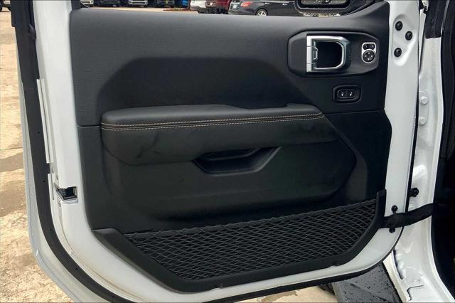 new 2025 Jeep Gladiator car, priced at $44,260
