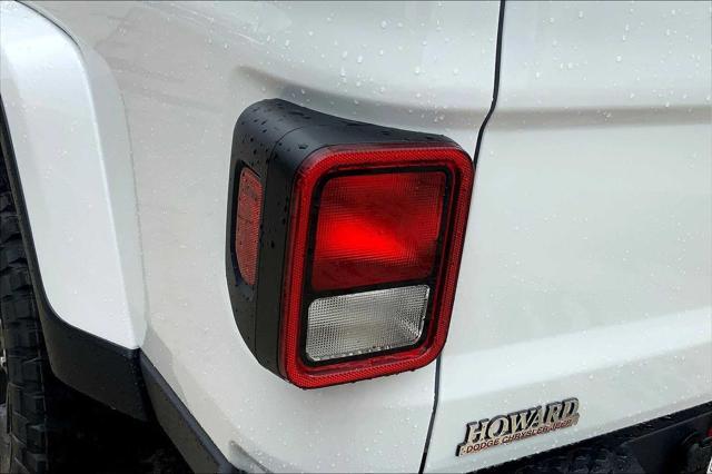 new 2025 Jeep Gladiator car, priced at $44,260