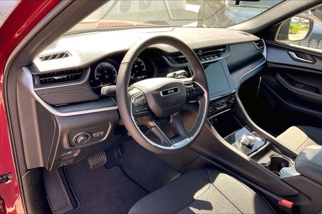 new 2025 Jeep Grand Cherokee L car, priced at $43,999