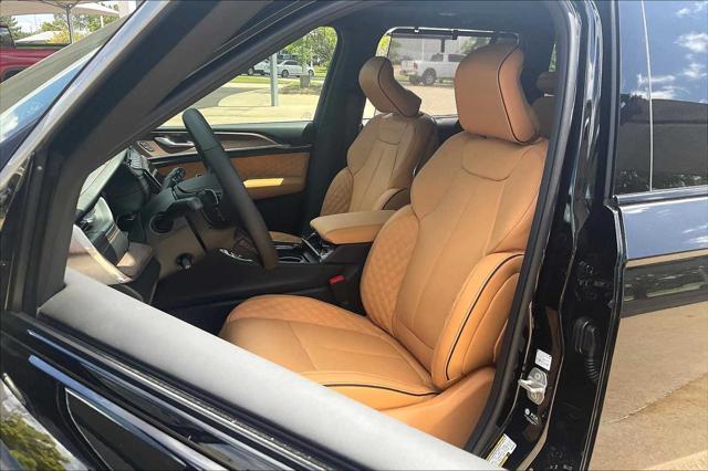 new 2025 Jeep Grand Cherokee car, priced at $62,000
