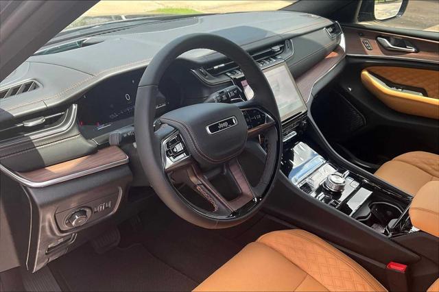 new 2025 Jeep Grand Cherokee car, priced at $62,000