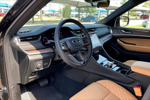 new 2025 Jeep Grand Cherokee L car, priced at $61,000