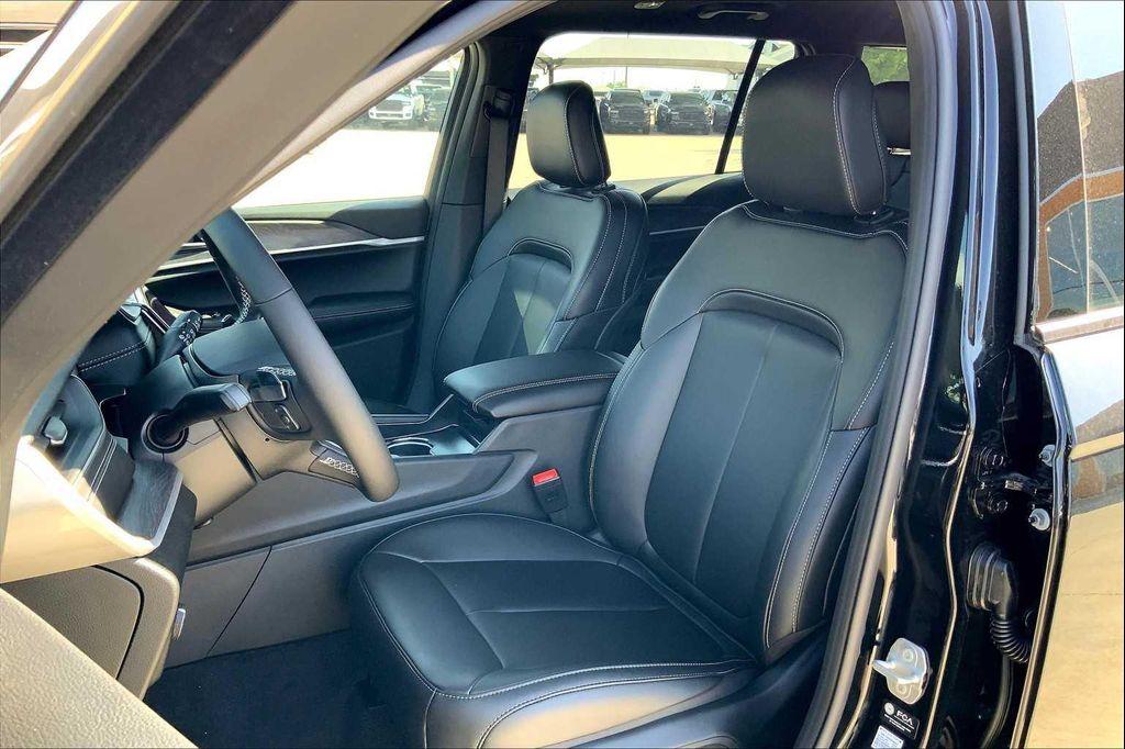 new 2025 Jeep Grand Cherokee L car, priced at $44,329