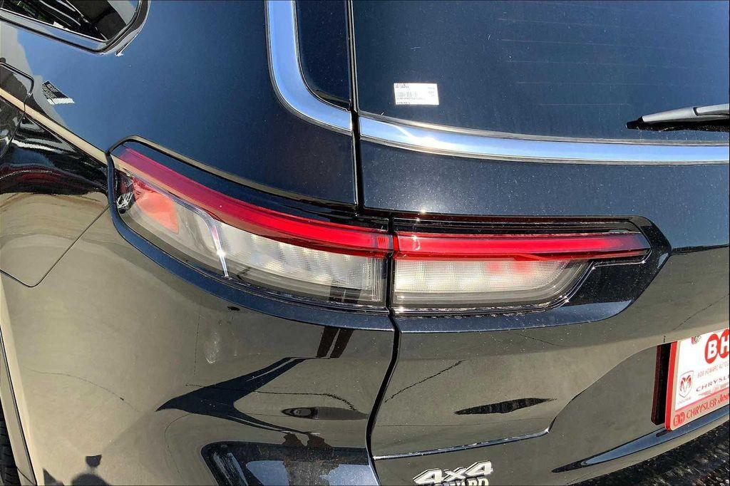 new 2025 Jeep Grand Cherokee L car, priced at $44,329