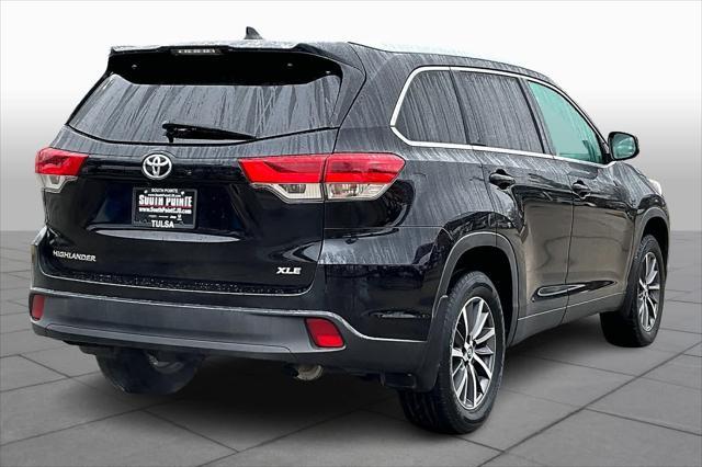 used 2019 Toyota Highlander car, priced at $25,999