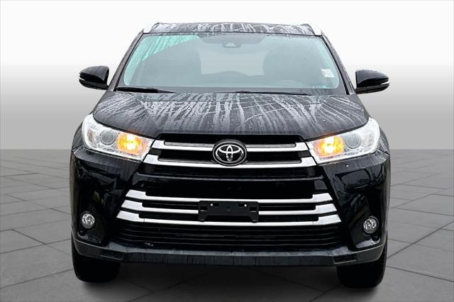 used 2019 Toyota Highlander car, priced at $25,999