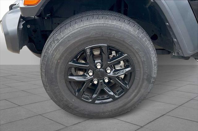 used 2023 Jeep Gladiator car, priced at $30,999