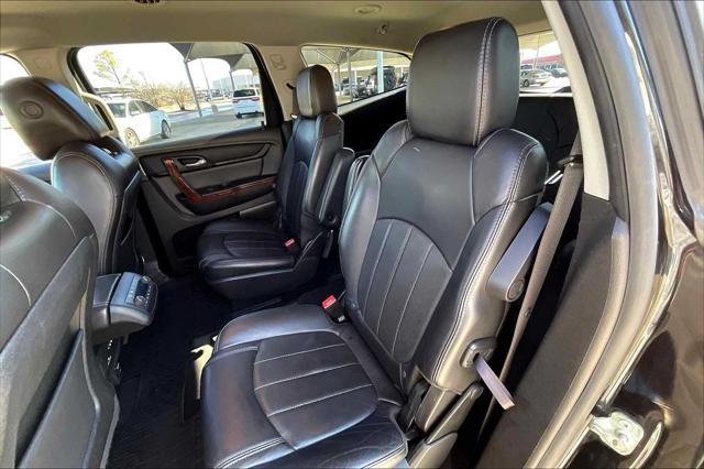 used 2014 Chevrolet Traverse car, priced at $8,900