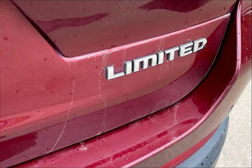 used 2022 Jeep Grand Cherokee L car, priced at $30,999