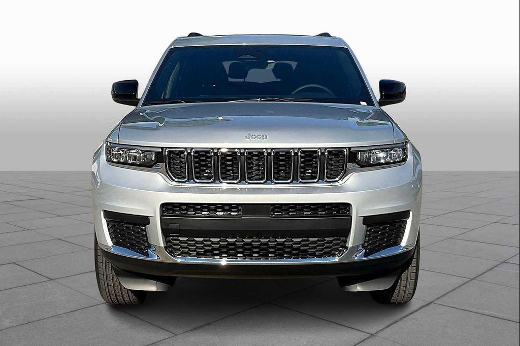 new 2025 Jeep Grand Cherokee L car, priced at $42,915