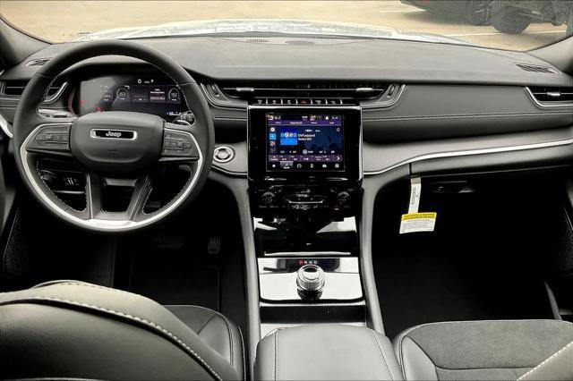 new 2025 Jeep Grand Cherokee car, priced at $46,300