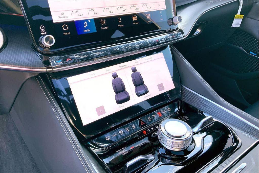 new 2025 Jeep Grand Wagoneer car, priced at $90,944