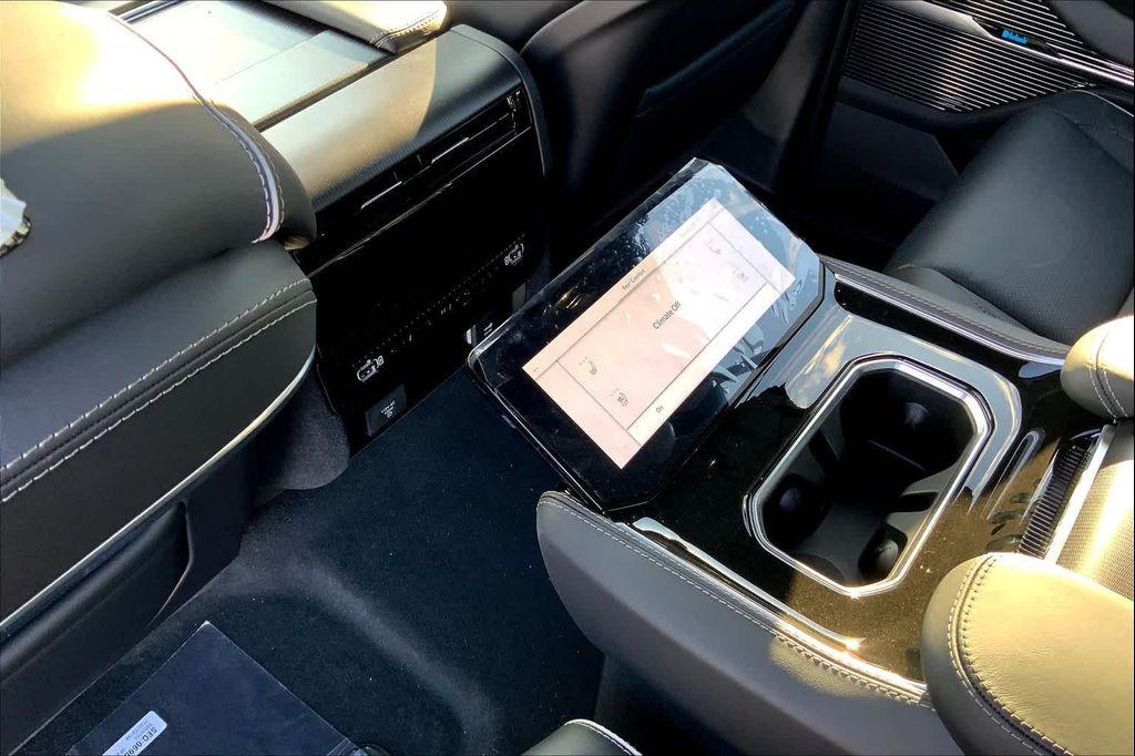 new 2025 Jeep Grand Wagoneer car, priced at $90,944