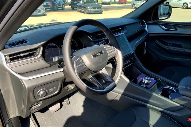 new 2025 Jeep Grand Cherokee L car, priced at $40,220