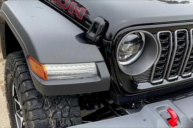 new 2025 Jeep Gladiator car, priced at $58,945