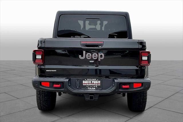 new 2025 Jeep Gladiator car, priced at $58,945