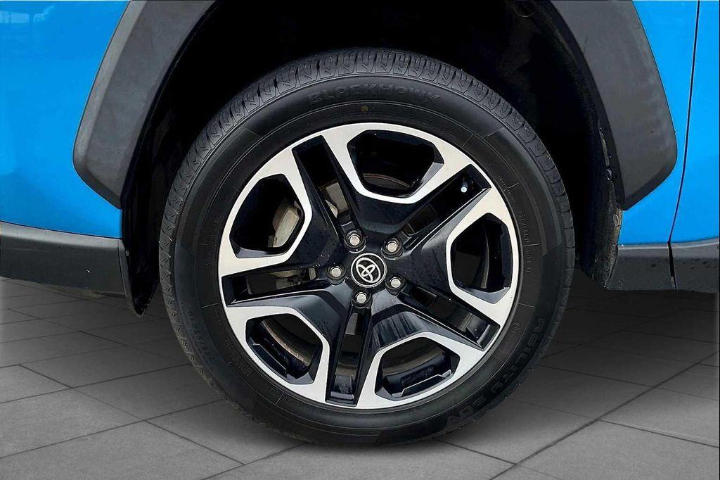 used 2021 Toyota RAV4 car, priced at $25,999