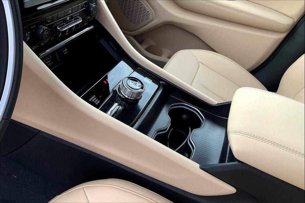 new 2025 Jeep Grand Cherokee car, priced at $44,815