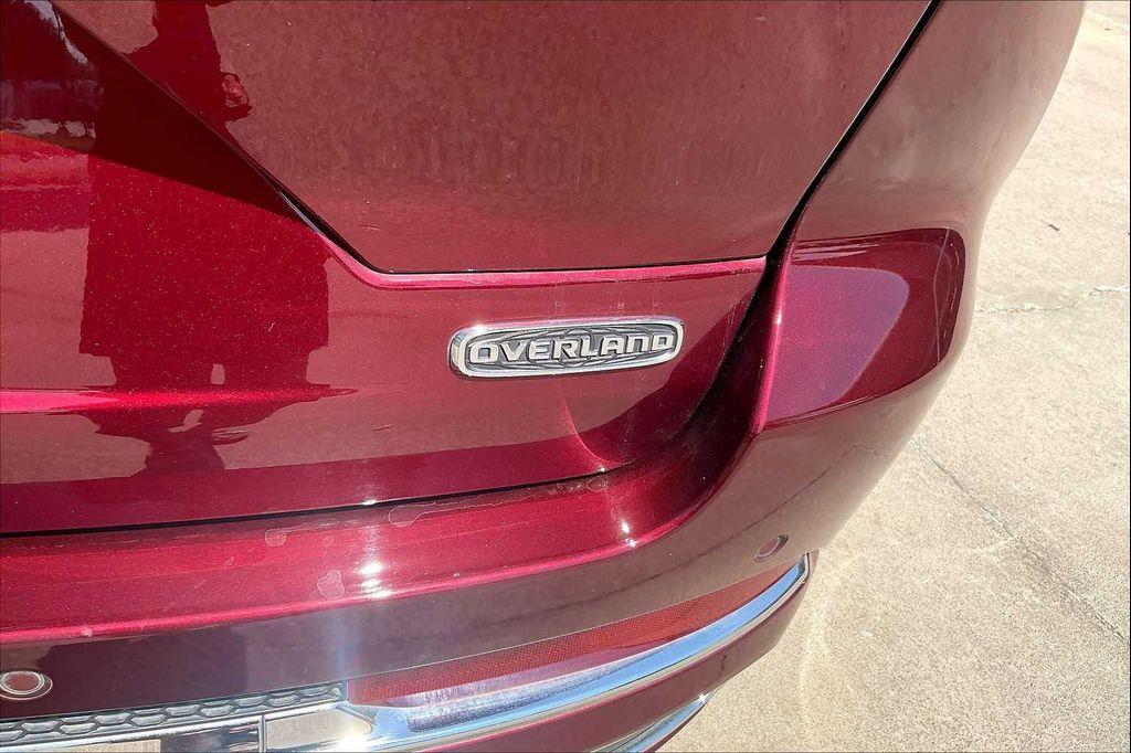 used 2023 Jeep Grand Cherokee car, priced at $33,499