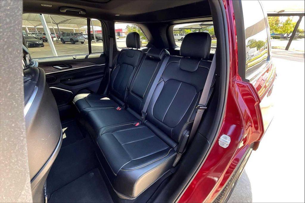 used 2023 Jeep Grand Cherokee car, priced at $33,499