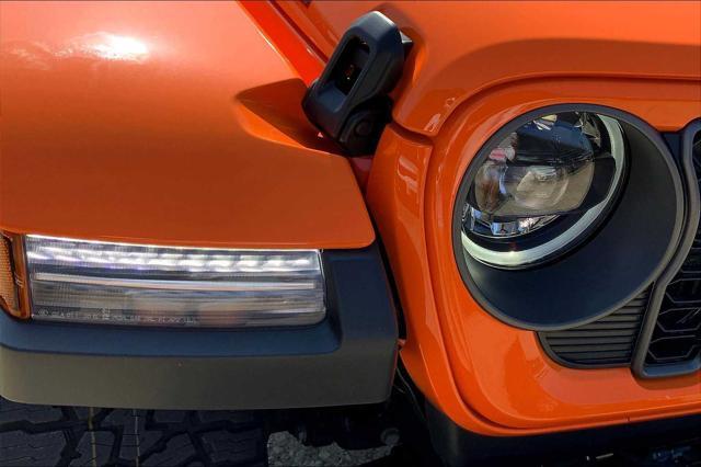 new 2025 Jeep Gladiator car, priced at $60,515