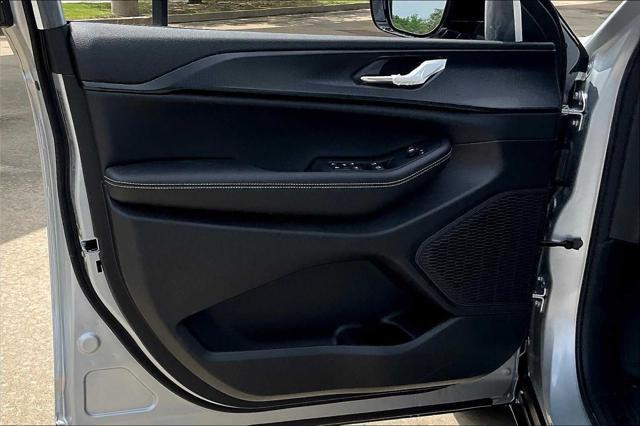 new 2025 Jeep Grand Cherokee car, priced at $46,370