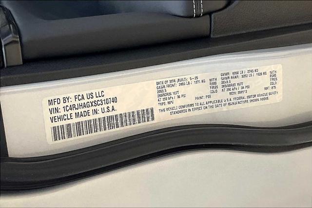 new 2025 Jeep Grand Cherokee car, priced at $46,370