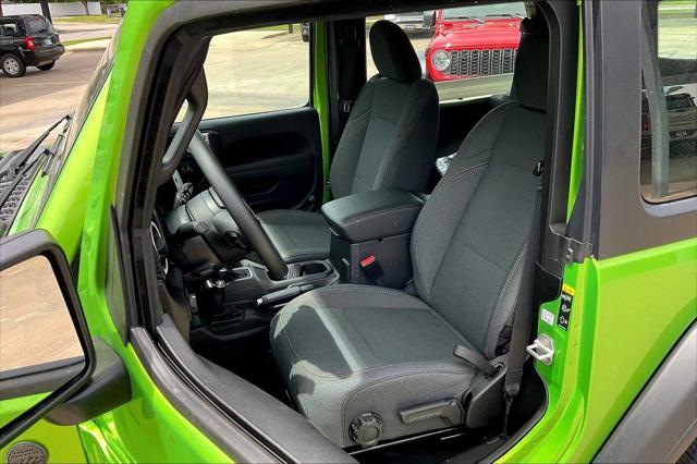 new 2025 Jeep Wrangler car, priced at $36,150