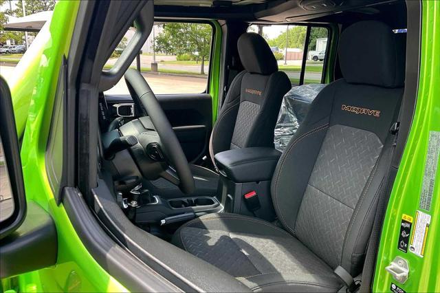 new 2025 Jeep Gladiator car, priced at $58,080