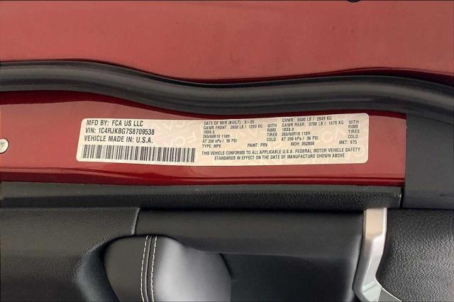 new 2025 Jeep Grand Cherokee L car, priced at $45,990