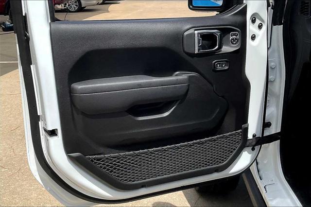 new 2025 Jeep Gladiator car, priced at $55,125