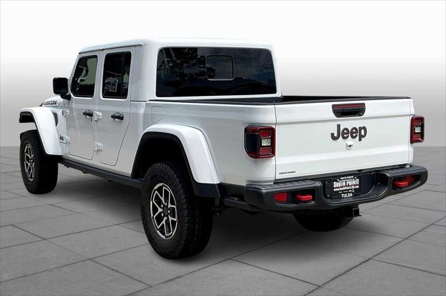 new 2025 Jeep Gladiator car, priced at $55,125