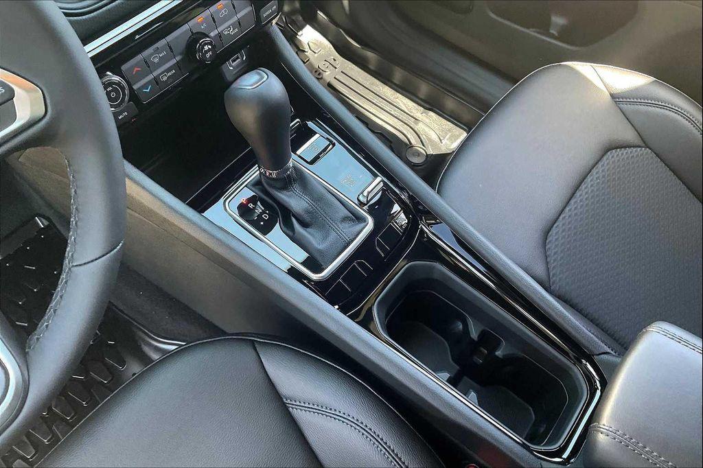 new 2025 Jeep Compass car, priced at $30,100
