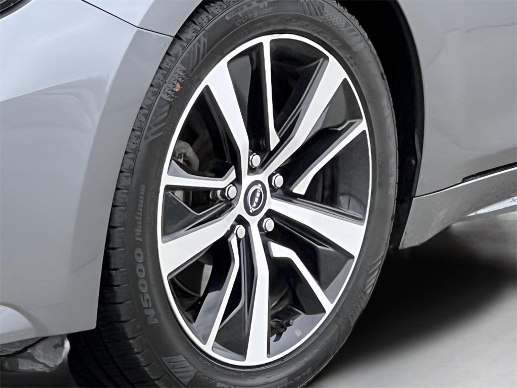 used 2023 Nissan Maxima car, priced at $23,189