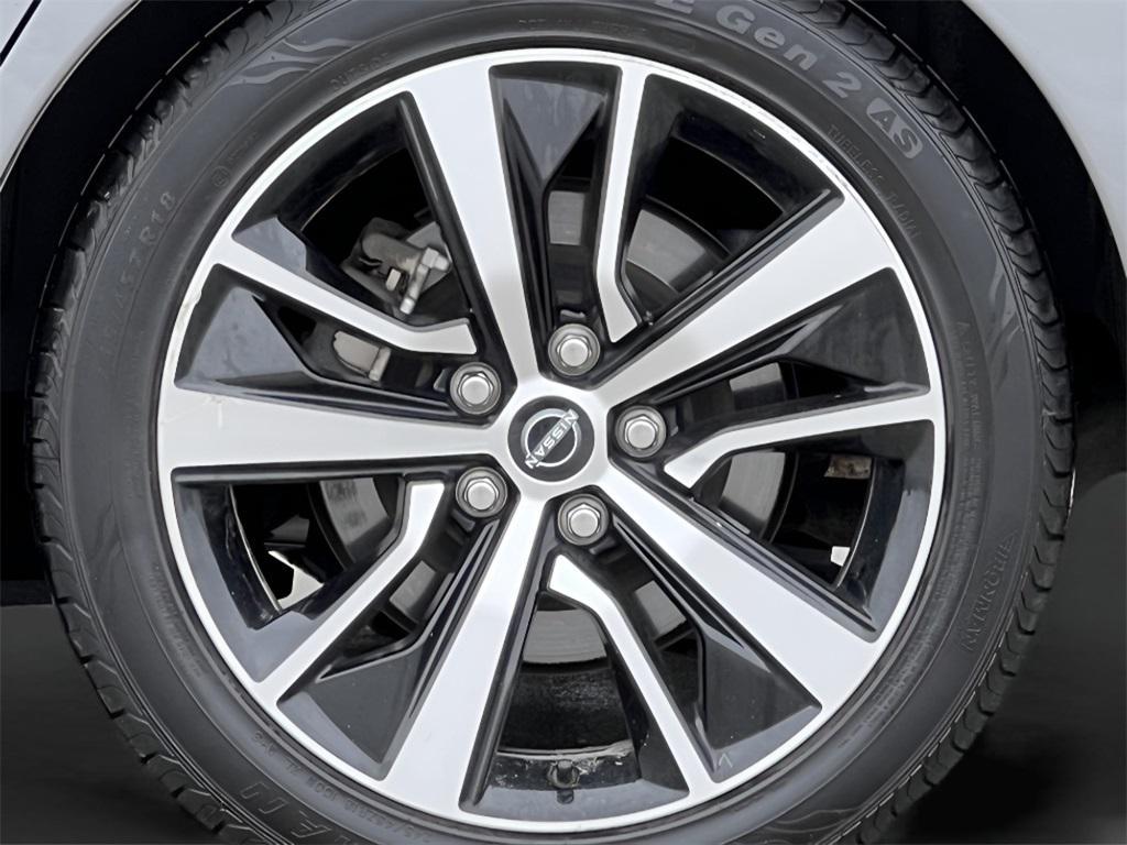 used 2023 Nissan Maxima car, priced at $23,189